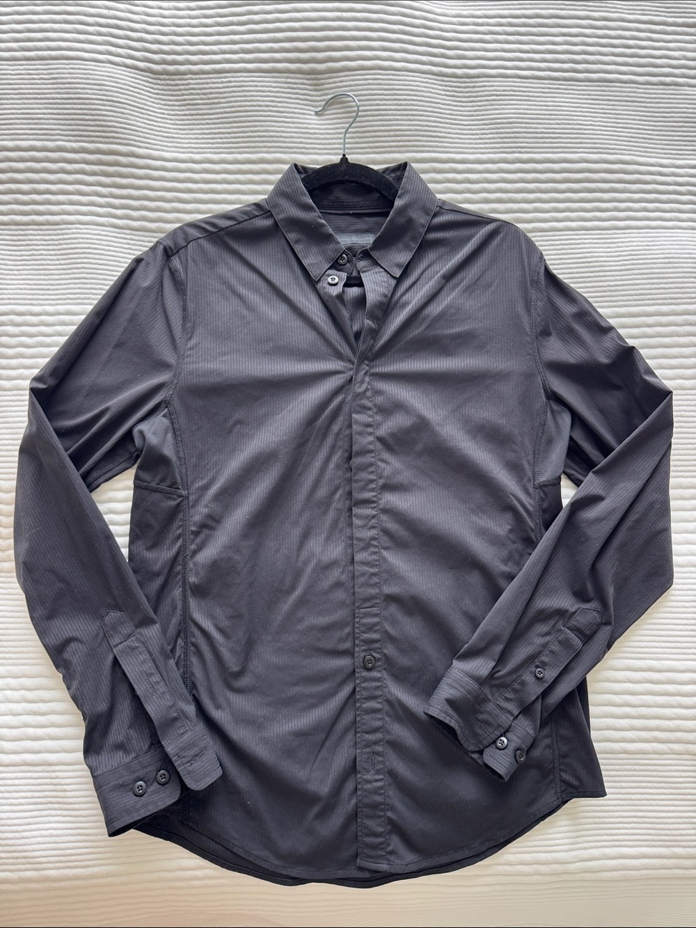 Lululemon men’s button up shirt